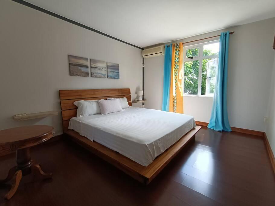 Surf House Holidays Ruisseau Creole Экстерьер фото